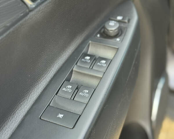 Серый Опель Антара, объемом двигателя 2.2 л и пробегом 206 тыс. км за 11555 $, фото 21 на Automoto.ua