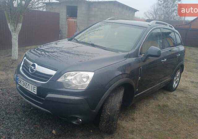 Синій Опель Антара, об'ємом двигуна 2 л та пробігом 246 тис. км за 7650 $, фото 4 на Automoto.ua