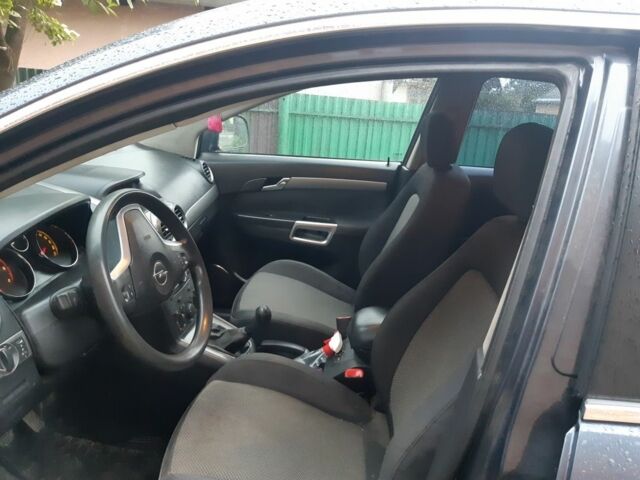 Синий Опель Антара, объемом двигателя 2 л и пробегом 263 тыс. км за 8000 $, фото 5 на Automoto.ua