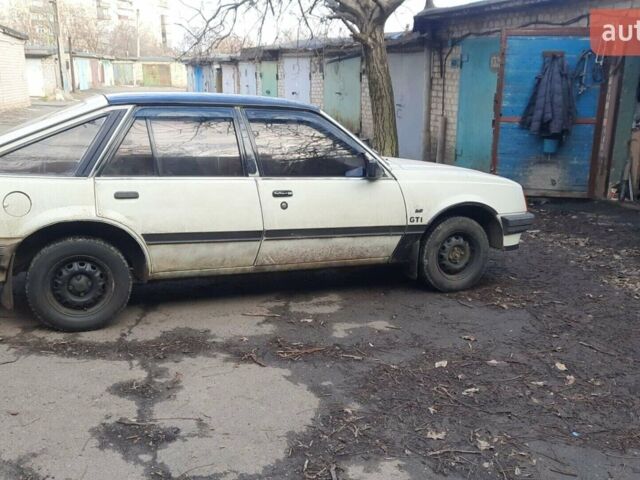 Білий Опель Аскона, об'ємом двигуна 1.6 л та пробігом 300 тис. км за 800 $, фото 2 на Automoto.ua