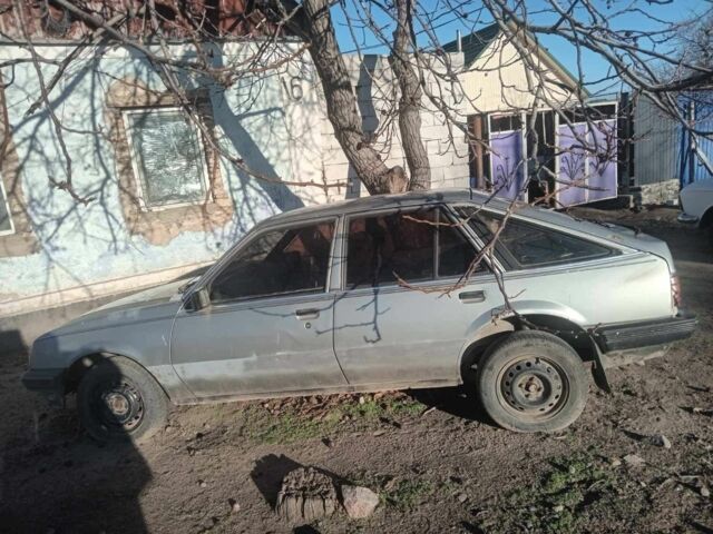 Білий Опель Аскона, об'ємом двигуна 1.5 л та пробігом 5 тис. км за 710 $, фото 6 на Automoto.ua