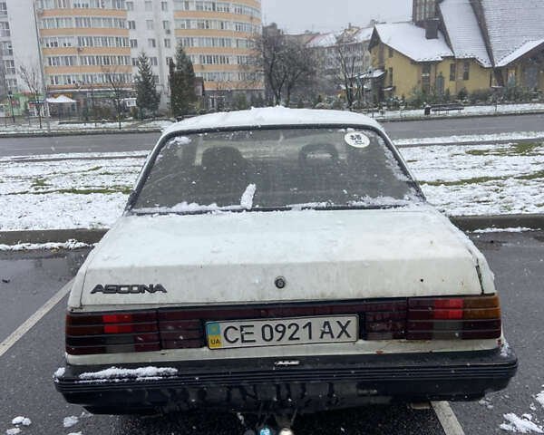 Белый Опель Аскона, объемом двигателя 1.6 л и пробегом 200 тыс. км за 299 $, фото 2 на Automoto.ua