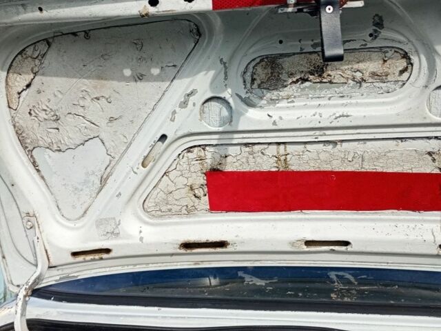 Белый Опель Аскона, объемом двигателя 1.6 л и пробегом 573 тыс. км за 955 $, фото 6 на Automoto.ua