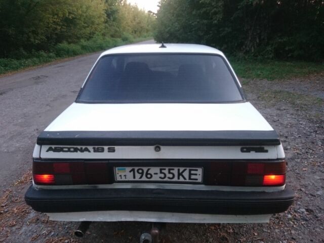 Білий Опель Аскона, об'ємом двигуна 0 л та пробігом 795 тис. км за 832 $, фото 5 на Automoto.ua