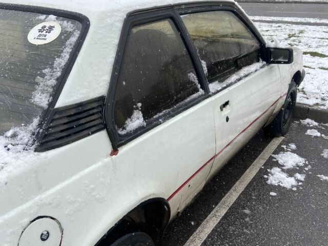 Білий Опель Аскона, об'ємом двигуна 1.6 л та пробігом 200 тис. км за 319 $, фото 4 на Automoto.ua