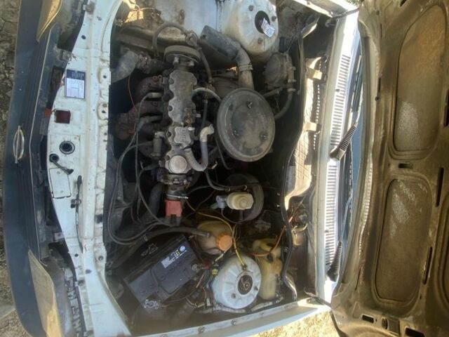 Опель Аскона 1986 в Калуше на Automoto.ua Белый Опель Аскона, объемом двигателя 1.6 л и пробегом 2 тыс. км за 750 $, фото 7 на Automoto.ua