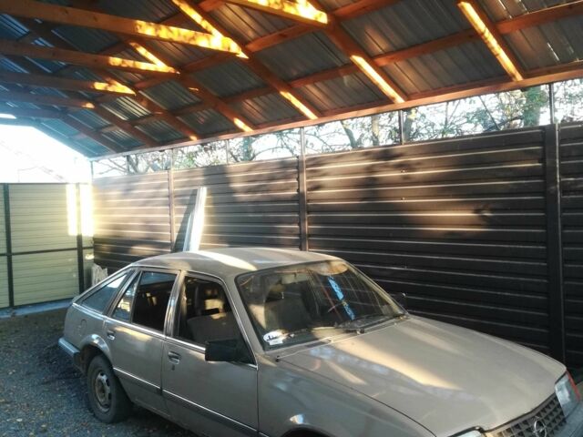 Бежевый Опель Аскона, объемом двигателя 0 л и пробегом 2 тыс. км за 1000 $, фото 2 на Automoto.ua