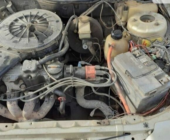 Бежевий Опель Аскона, об'ємом двигуна 1.6 л та пробігом 300 тис. км за 650 $, фото 6 на Automoto.ua