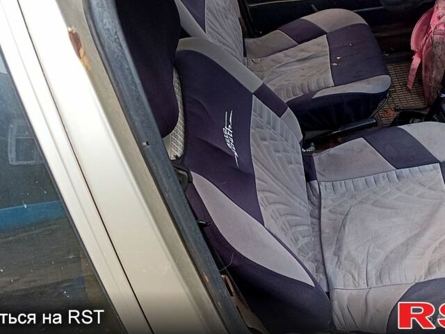 Бежевый Опель Аскона, объемом двигателя 1.6 л и пробегом 200 тыс. км за 500 $, фото 2 на Automoto.ua