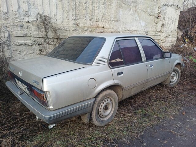 Бежевий Опель Аскона, об'ємом двигуна 0 л та пробігом 100 тис. км за 356 $, фото 3 на Automoto.ua