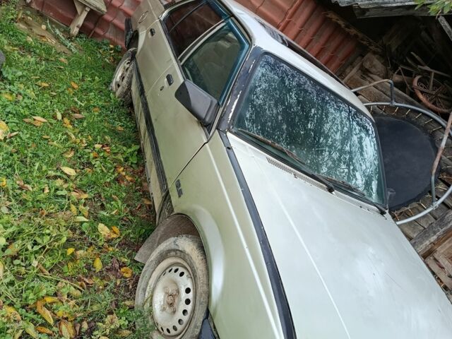 Бежевый Опель Аскона, объемом двигателя 0 л и пробегом 1 тыс. км за 650 $, фото 2 на Automoto.ua