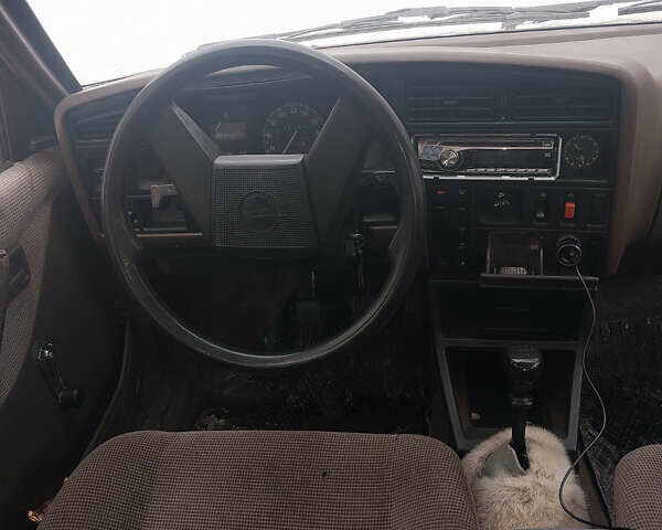 Чорний Опель Аскона, об'ємом двигуна 0 л та пробігом 79 тис. км за 1200 $, фото 7 на Automoto.ua