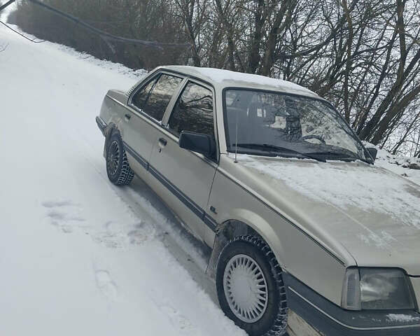 Чорний Опель Аскона, об'ємом двигуна 0 л та пробігом 79 тис. км за 1200 $, фото 1 на Automoto.ua