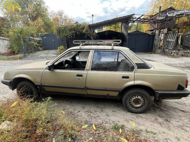 Коричневый Опель Аскона, объемом двигателя 1.3 л и пробегом 666 тыс. км за 166 $, фото 12 на Automoto.ua