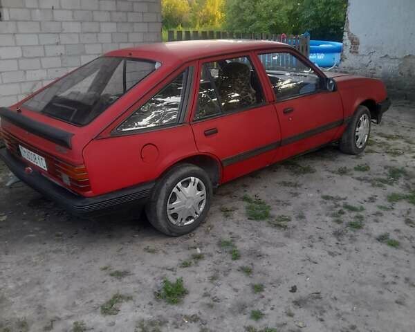 Червоний Опель Аскона, об'ємом двигуна 1.4 л та пробігом 200 тис. км за 450 $, фото 13 на Automoto.ua