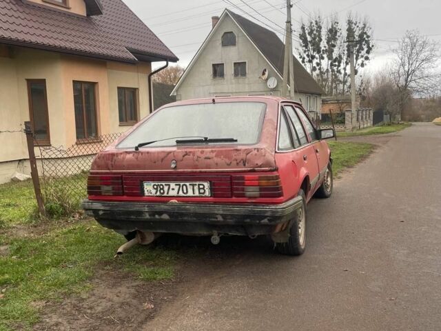 Червоний Опель Аскона, об'ємом двигуна 1.6 л та пробігом 150 тис. км за 500 $, фото 2 на Automoto.ua