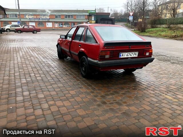 Красный Опель Аскона, объемом двигателя 2 л и пробегом 0 тыс. км за 1100 $, фото 2 на Automoto.ua