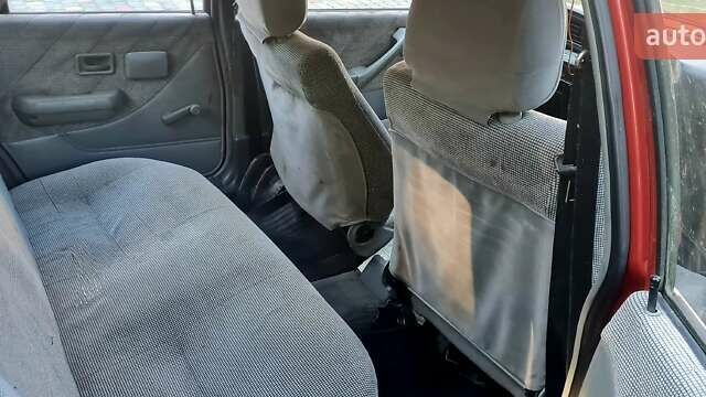 Опель Аскона 1986 в Ратно на Automoto.ua Красный Опель Аскона, объемом двигателя 1.6 л и пробегом 300 тыс. км за 800 $, фото 8 на Automoto.ua