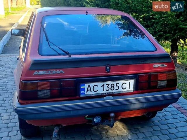 Красный Опель Аскона, объемом двигателя 1.6 л и пробегом 300 тыс. км за 900 $, фото 6 на Automoto.ua