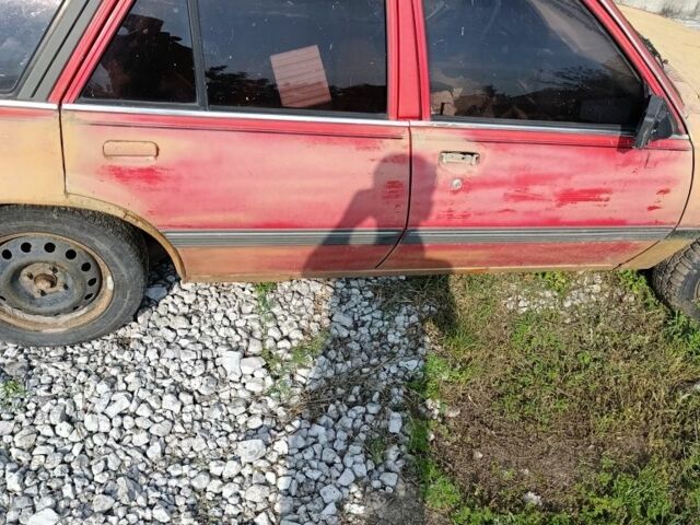 Красный Опель Аскона, объемом двигателя 0 л и пробегом 100 тыс. км за 357 $, фото 1 на Automoto.ua