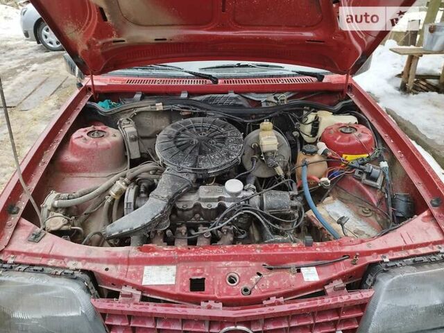 Красный Опель Аскона, объемом двигателя 1.6 л и пробегом 500 тыс. км за 800 $, фото 7 на Automoto.ua