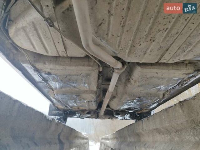 Красный Опель Аскона, объемом двигателя 1.6 л и пробегом 500 тыс. км за 800 $, фото 4 на Automoto.ua