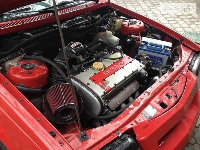 Красный Опель Аскона, объемом двигателя 2 л и пробегом 99 тыс. км за 3000 $, фото 1 на Automoto.ua