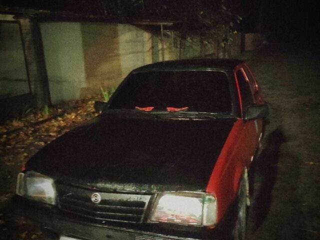 Червоний Опель Аскона, об'ємом двигуна 1.6 л та пробігом 120 тис. км за 764 $, фото 14 на Automoto.ua