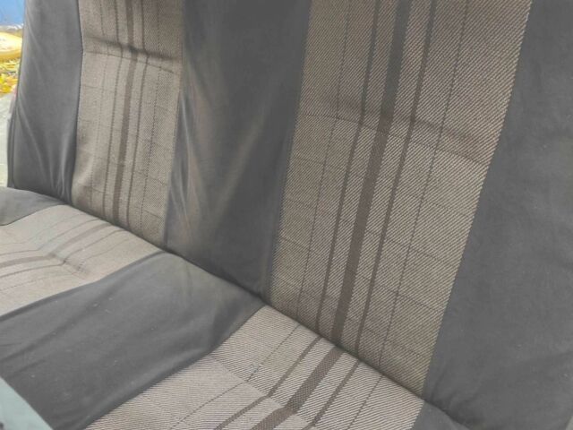 Червоний Опель Аскона, об'ємом двигуна 1.6 л та пробігом 120 тис. км за 764 $, фото 7 на Automoto.ua