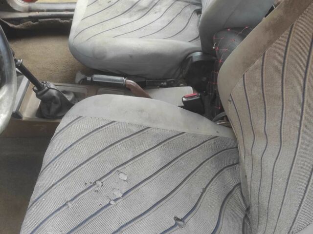 Червоний Опель Аскона, об'ємом двигуна 1.6 л та пробігом 120 тис. км за 764 $, фото 10 на Automoto.ua