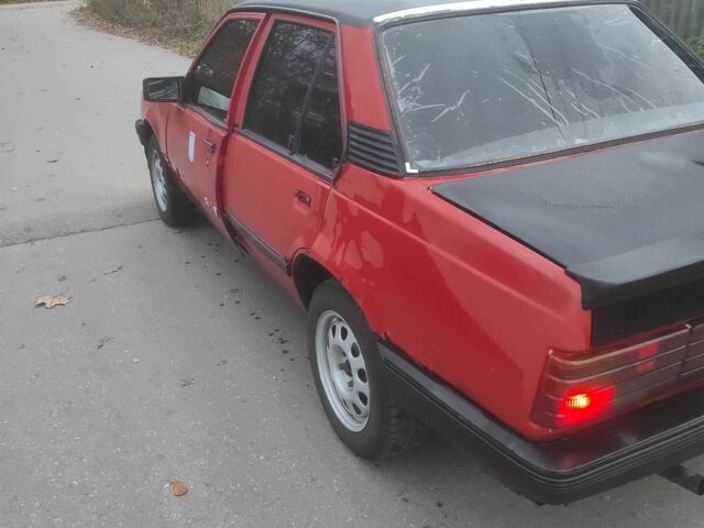 Червоний Опель Аскона, об'ємом двигуна 1.6 л та пробігом 120 тис. км за 764 $, фото 2 на Automoto.ua