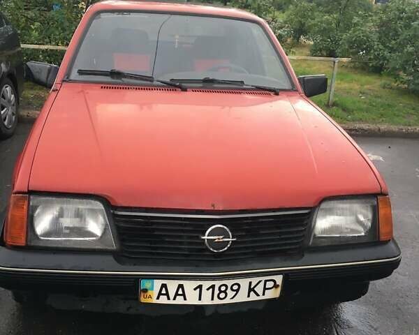 Червоний Опель Аскона, об'ємом двигуна 1.3 л та пробігом 5 тис. км за 1200 $, фото 1 на Automoto.ua
