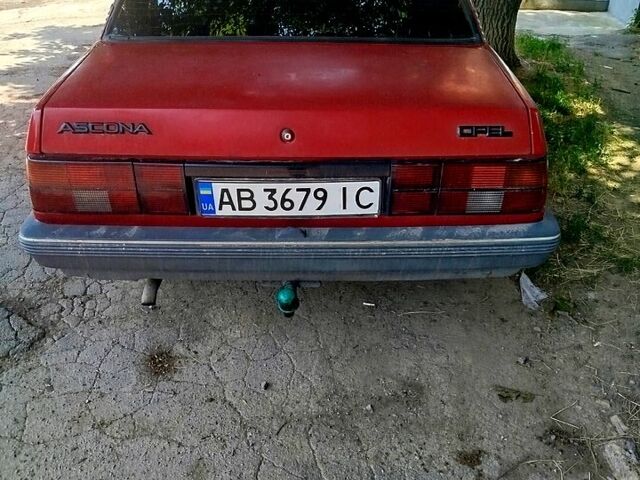 Красный Опель Аскона, объемом двигателя 1.6 л и пробегом 200 тыс. км за 1050 $, фото 4 на Automoto.ua