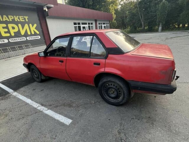 Красный Опель Аскона, объемом двигателя 1.5 л и пробегом 500 тыс. км за 358 $, фото 4 на Automoto.ua