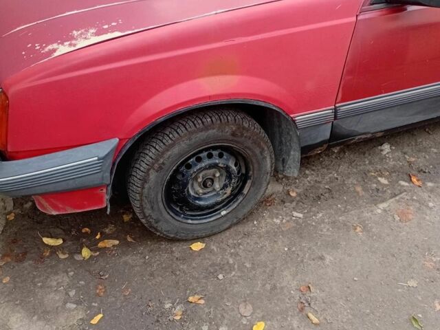 Красный Опель Аскона, объемом двигателя 0 л и пробегом 400 тыс. км за 600 $, фото 1 на Automoto.ua