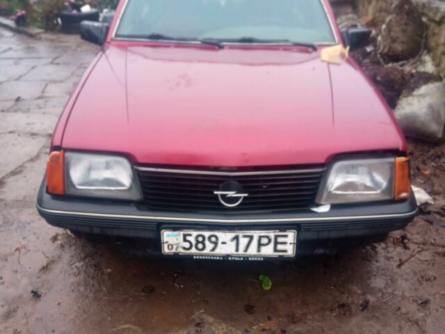 Червоний Опель Аскона, об'ємом двигуна 0 л та пробігом 300 тис. км за 650 $, фото 2 на Automoto.ua