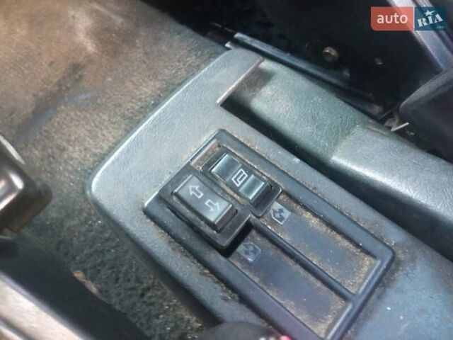 Красный Опель Аскона, объемом двигателя 1.6 л и пробегом 200 тыс. км за 750 $, фото 7 на Automoto.ua