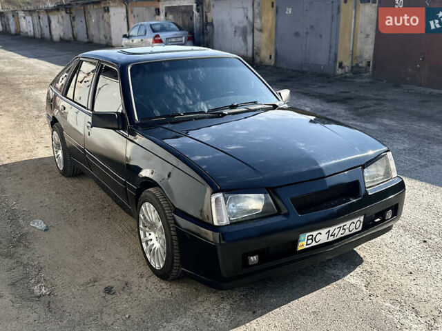 Опель Аскона, объемом двигателя 2 л и пробегом 350 тыс. км за 3000 $, фото 1 на Automoto.ua