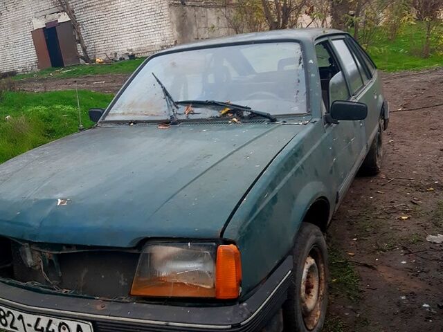 Опель Аскона, об'ємом двигуна 1.8 л та пробігом 200 тис. км за 300 $, фото 3 на Automoto.ua
