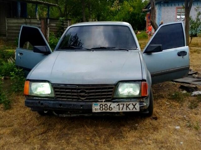 Опель Аскона, об'ємом двигуна 1.6 л та пробігом 303 тис. км за 360 $, фото 1 на Automoto.ua