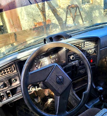 Опель Аскона, объемом двигателя 1.8 л и пробегом 0 тыс. км за 500 $, фото 3 на Automoto.ua