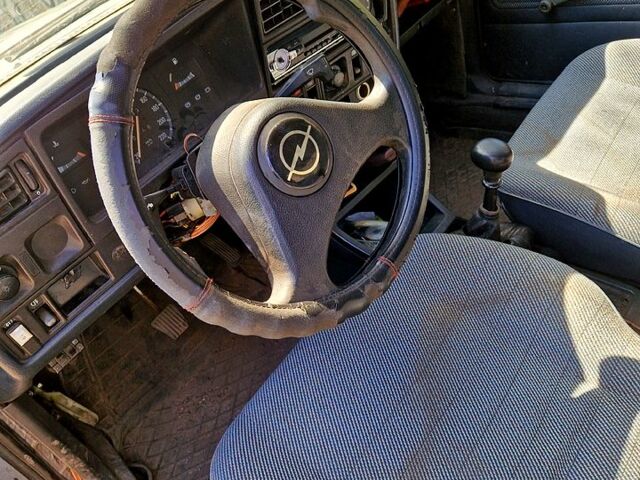 Опель Аскона, объемом двигателя 1.6 л и пробегом 0 тыс. км за 620 $, фото 7 на Automoto.ua