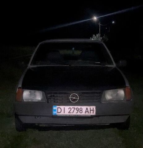 Сірий Опель Аскона, об'ємом двигуна 1.6 л та пробігом 71 тис. км за 448 $, фото 4 на Automoto.ua