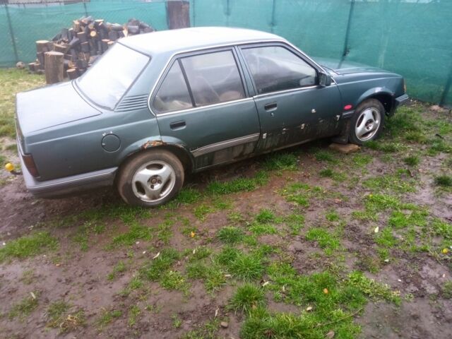 Сірий Опель Аскона, об'ємом двигуна 1.6 л та пробігом 300 тис. км за 650 $, фото 3 на Automoto.ua