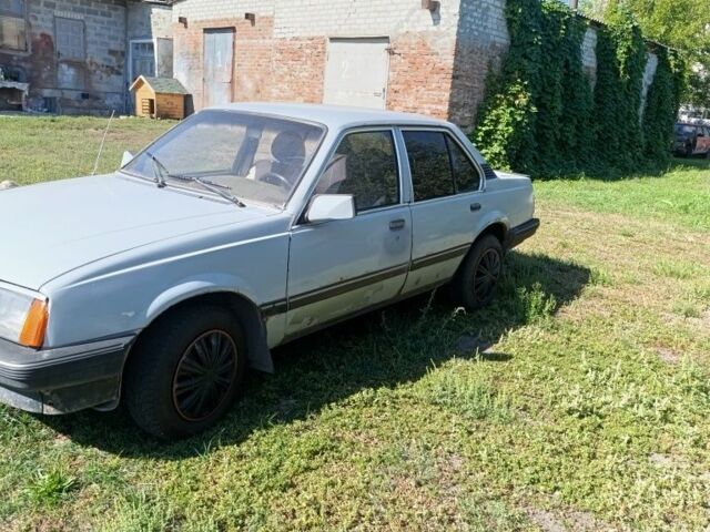 Опель Аскона 1984 в Змиеве на Automoto.ua Серый Опель Аскона, объемом двигателя 0 л и пробегом 1 тыс. км за 856 $, фото 1 на Automoto.ua