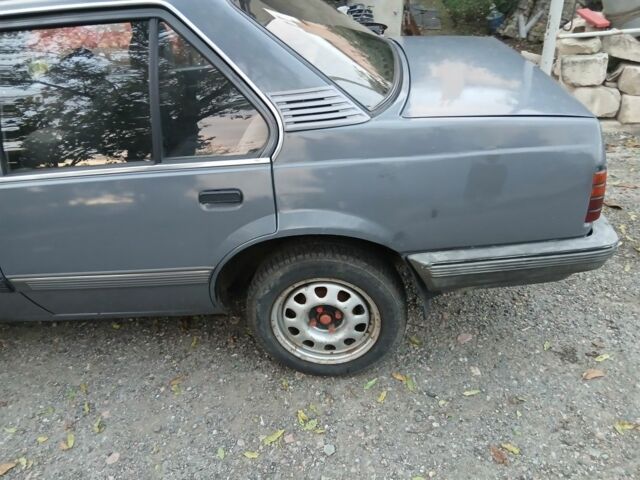 Опель Аскона 1985 в Одессе на Automoto.ua Серый Опель Аскона, объемом двигателя 1 л и пробегом 100 тыс. км за 850 $, фото 3 на Automoto.ua