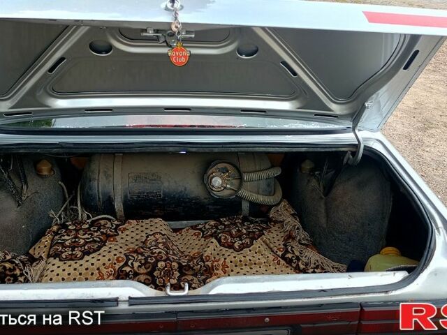 Сірий Опель Аскона, об'ємом двигуна 1.6 л та пробігом 263 тис. км за 850 $, фото 11 на Automoto.ua