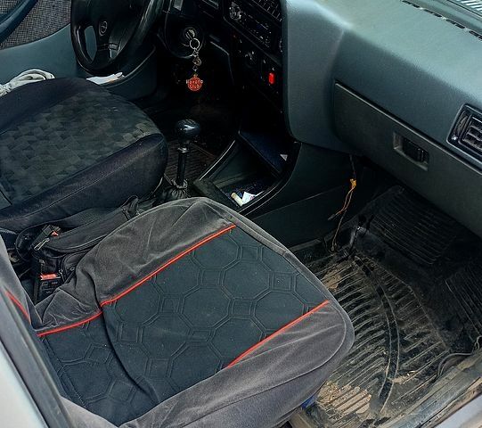 Сірий Опель Аскона, об'ємом двигуна 1.6 л та пробігом 263 тис. км за 850 $, фото 14 на Automoto.ua