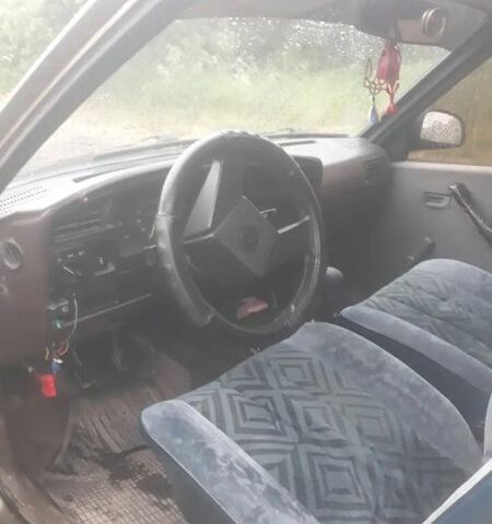 Серый Опель Аскона, объемом двигателя 1.6 л и пробегом 1 тыс. км за 900 $, фото 7 на Automoto.ua