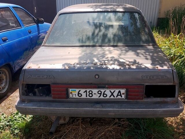 Серый Опель Аскона, объемом двигателя 1.8 л и пробегом 0 тыс. км за 250 $, фото 1 на Automoto.ua